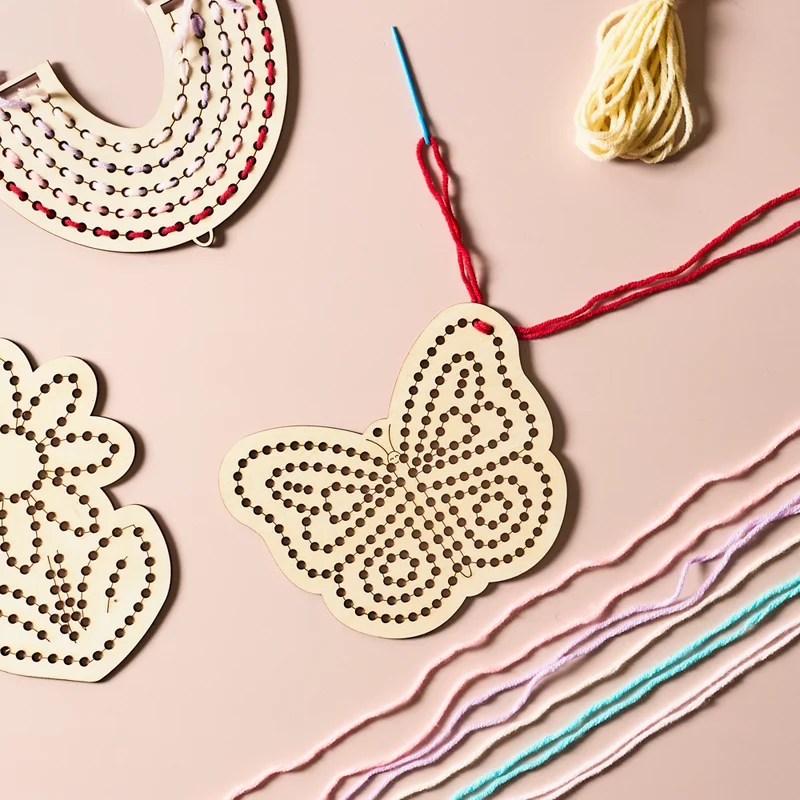 Kit de Couture Montessori Enfant — Jeu Je Comprends la Couture en Bois