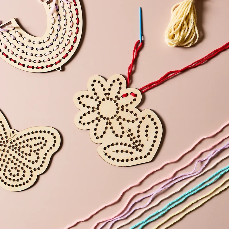 Kit de Couture Montessori Enfant — Jeu Je Comprends la Couture en Bois