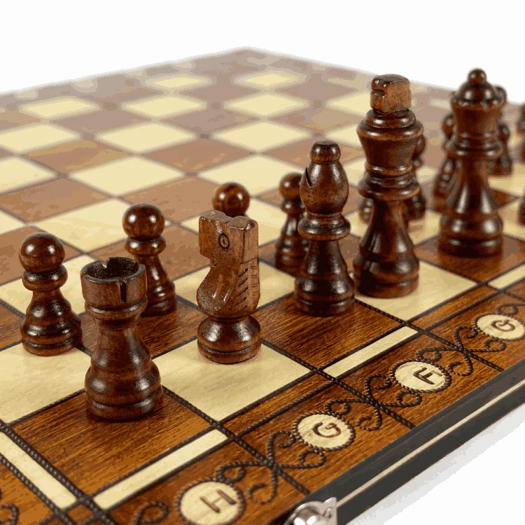 Jeu d’échecs bois magnétique 3 en 1 pliable – Échecs, Dames & Backgammon