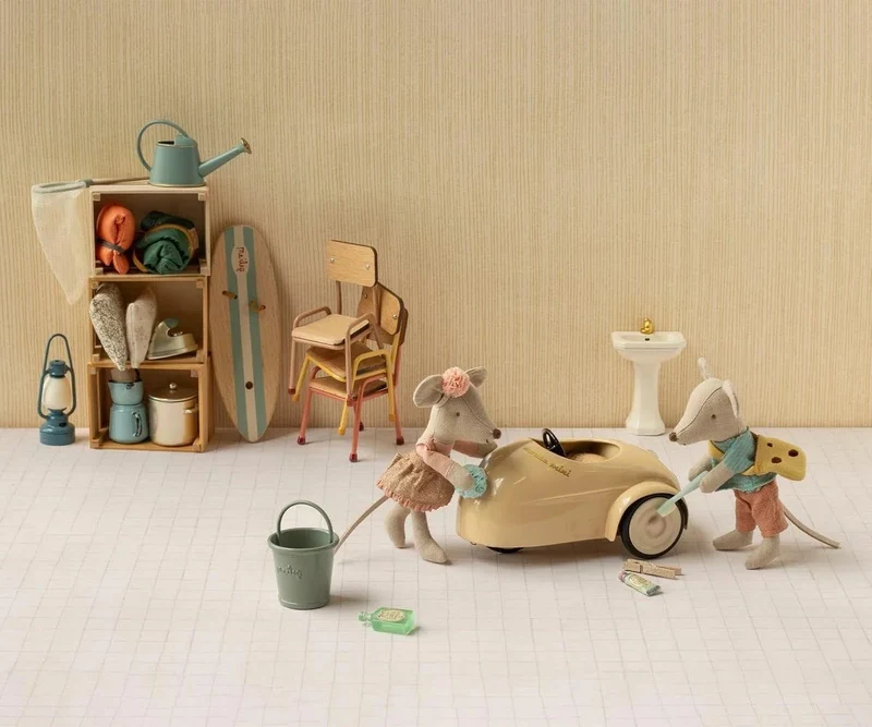 Souris Au Volant, Petite Sœur