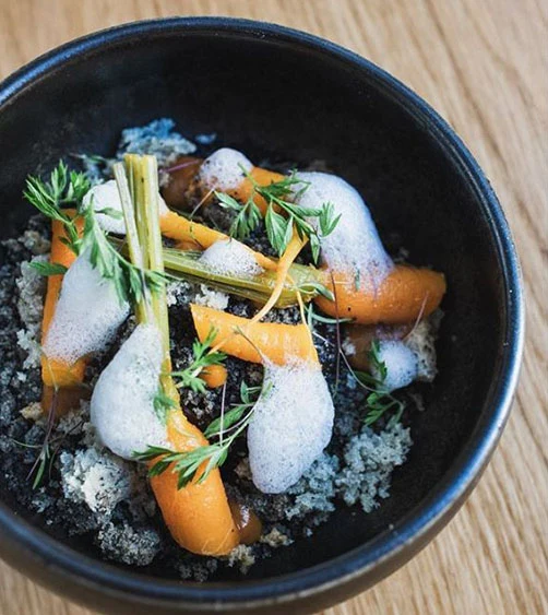 Immersion : Gastronomie engagée et créative à Anona* - Paris