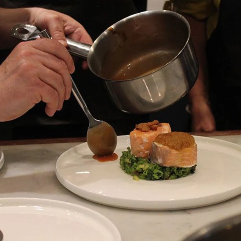 Cours de cuisine gastronomique à Paris