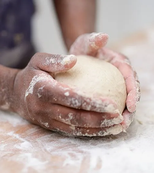 Cours de boulangerie autour du levain à Paris