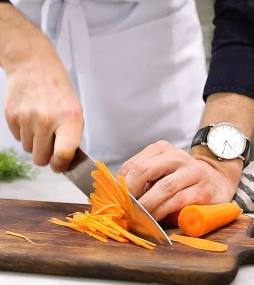 Cours de cuisine pour apprendre à manier un couteau - Lyon