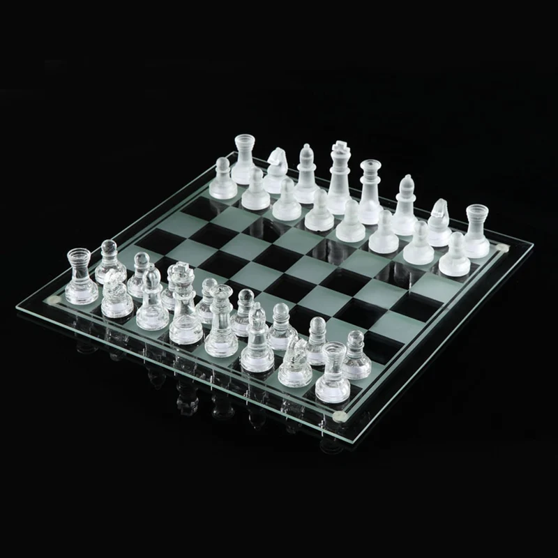 Jeu d'Échecs en Verre