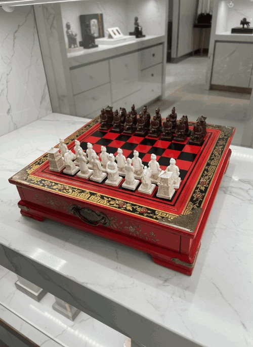 Jeu d'Échecs en Bois Sculpté