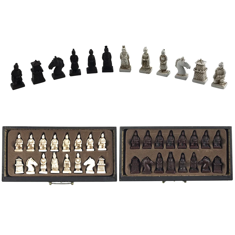 Jeu d'Échecs en Bois Sculpté