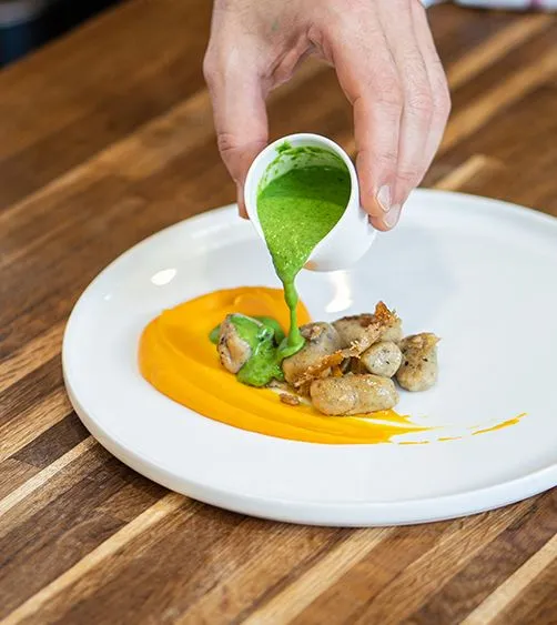 Cours de cuisine française : les techniques de dressage - Paris