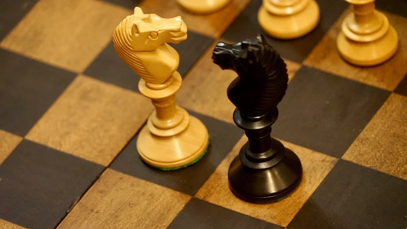 Collection - Ensemble Jeu d'échecs ancien Northern Upright