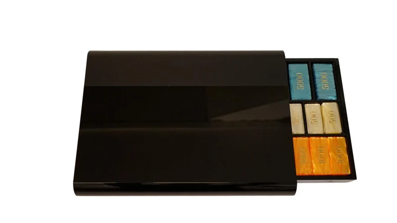 Collection - Coffret Romagnoli - Jetons ancien Bakélite biseauté