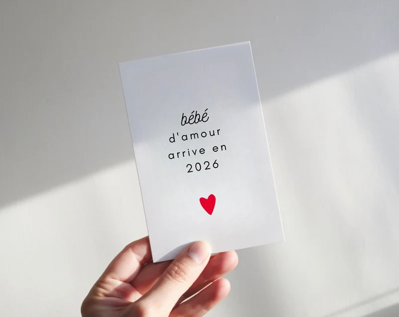 Carte Bébé d'amour arrive en 2026 - Annonce grossesse