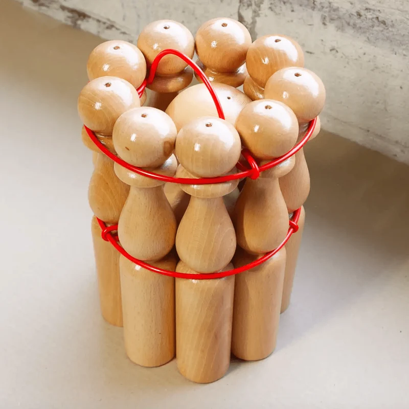 Jeu de 9 quilles vernies - 30 cm