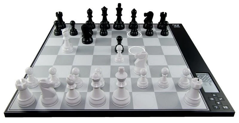 Ensemble jeu d'échecs Centaur + Housse de transport - DGT