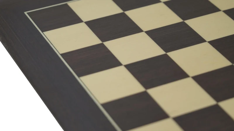 Ensemble jeu d'échecs en Wengé - biseauté - Pièces en buis teinté