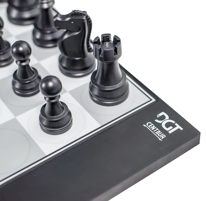 Ensemble jeu d'échecs électronique - Centaur - DGT