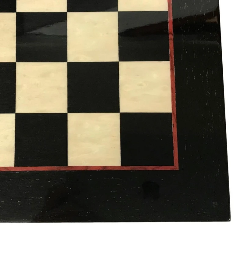 Ensemble jeu d'échecs en sycomore - laqué - Taille 4