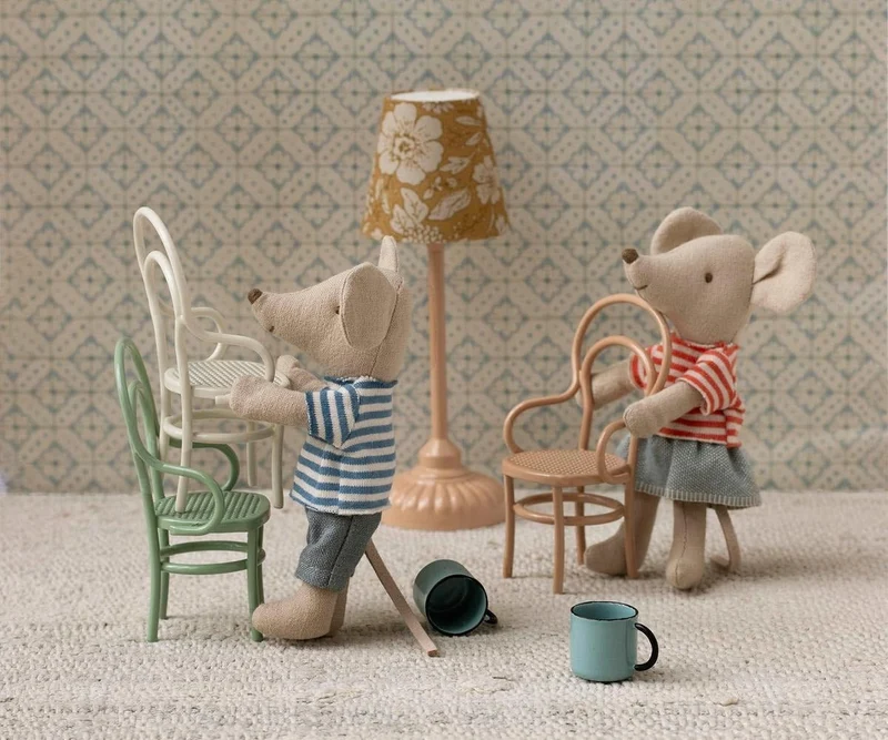 Louimax Et Stella, Petit Frère Et Petite Sœur Souris