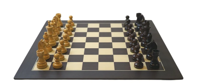 Ensemble jeu d'échecs Club en wengé - biseauté - Pièces en palissandre et buis
