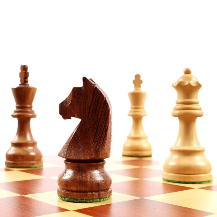 Ensemble jeu d'échecs Club en acajou d'Afrique - Pièces Acacia