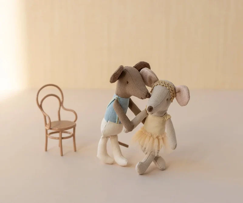 Souris Danseuse Classique, Grand Frère