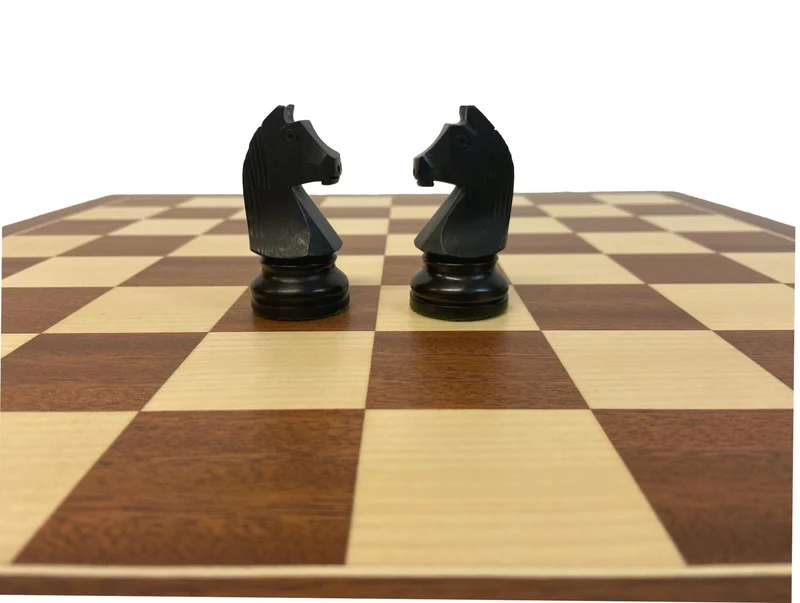 Ensemble jeu d'échecs Club en acajou - Bords Fins - Pièces buis teinté - Noir