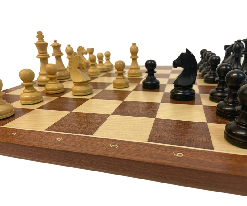 Ensemble jeu d'échecs Club en acajou - Bords Fins - Pièces buis teinté - Noir