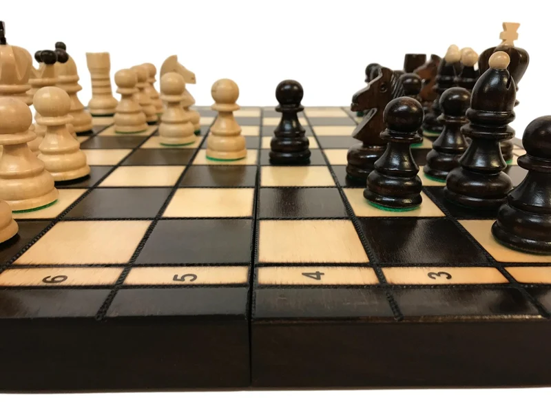 Jeu d'échecs - Coffre pyrogravé