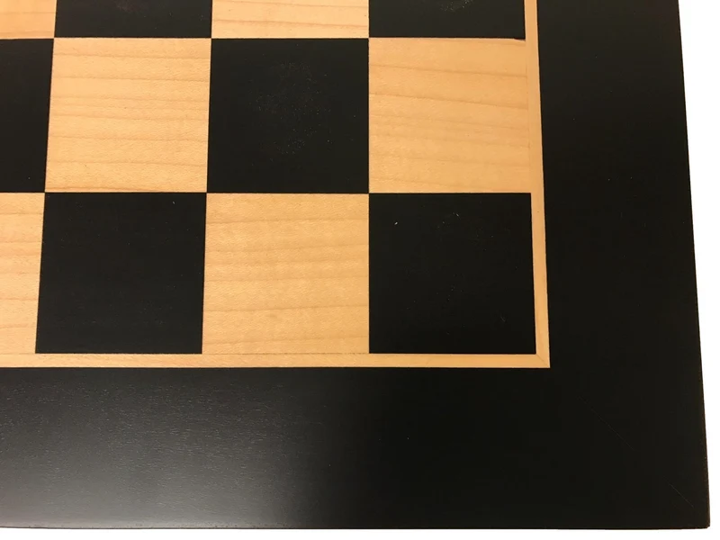 Plateau d'échecs / échiquier en poirier teinté et sycomore