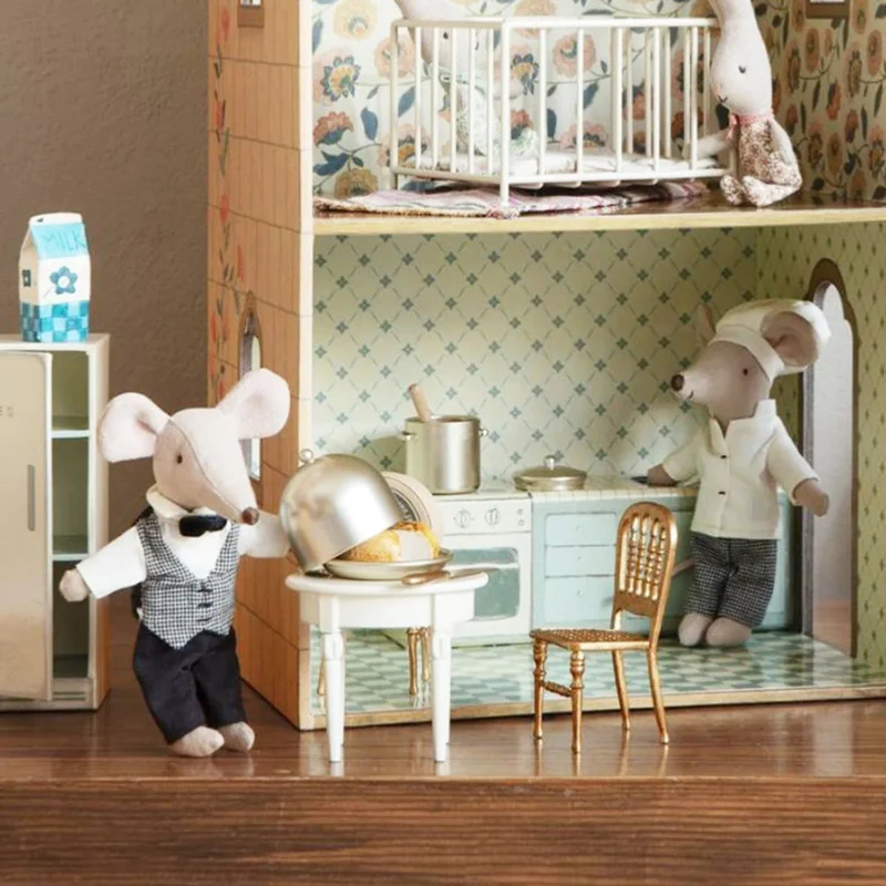 Souris Chef Avec Ses Utensils Maileg