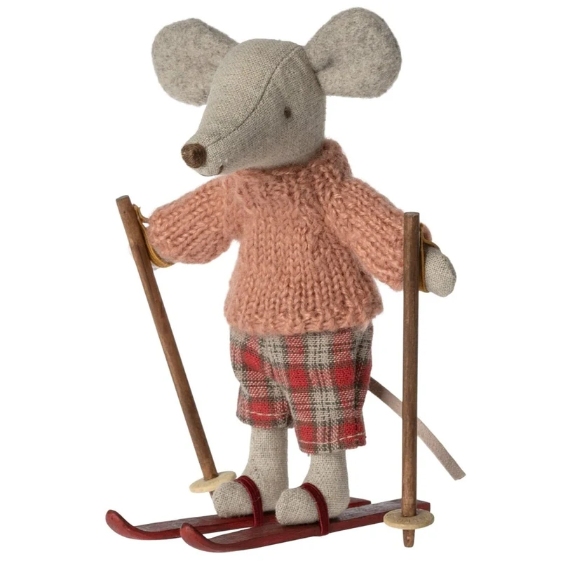 Souris d'Hiver Avec Set de Ski, Grande Soeur