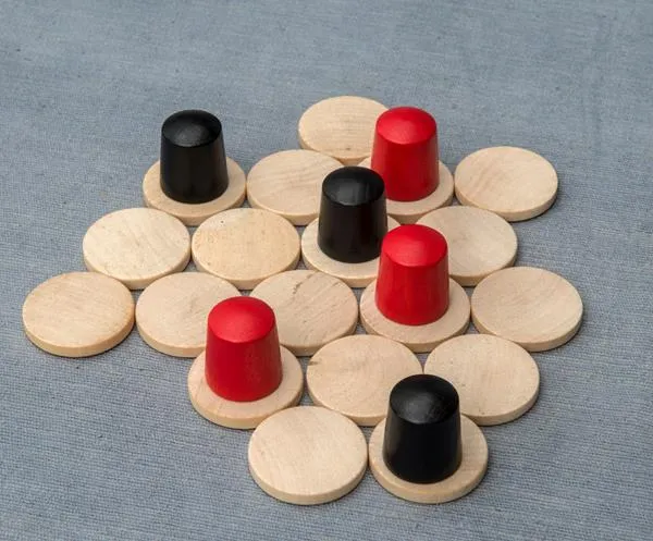Nonaga / Mini Games