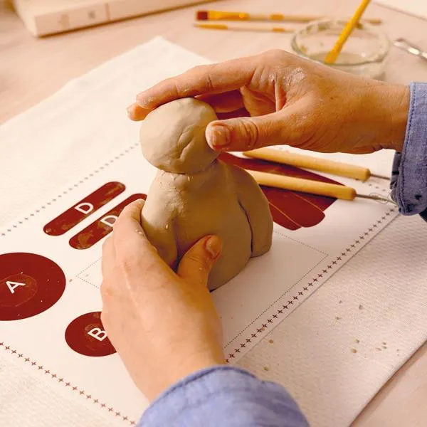 Atelier 84, modelage - Ours