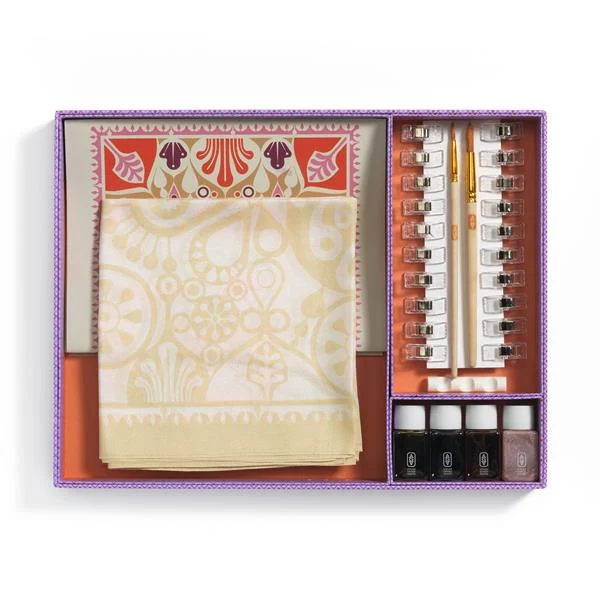 Atelier 11, peinture sur soie - Pétales