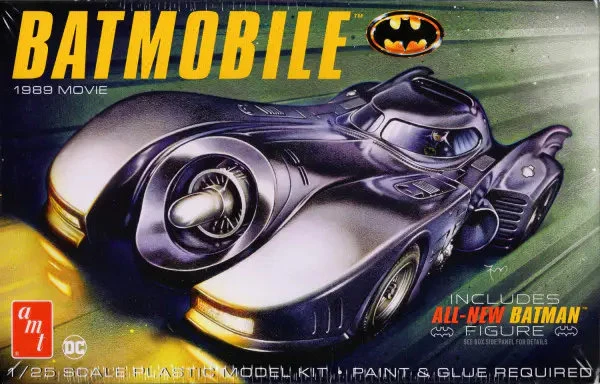Modèle à coller 89 batmobile w seated batman 1/25