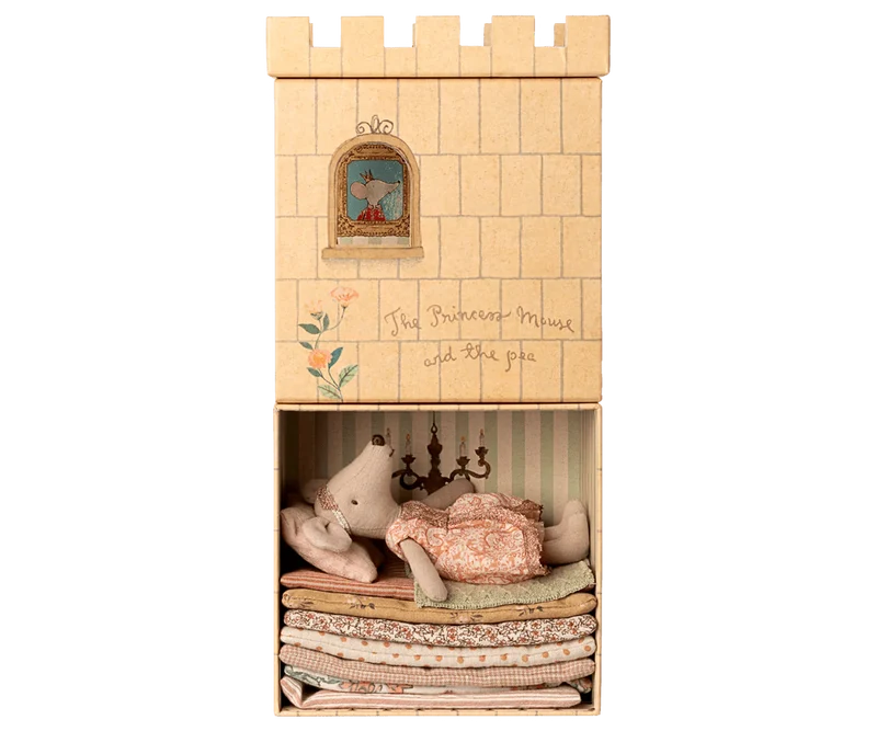 La Princesse Et Le Petit Pois, La Grande Sœur Souris