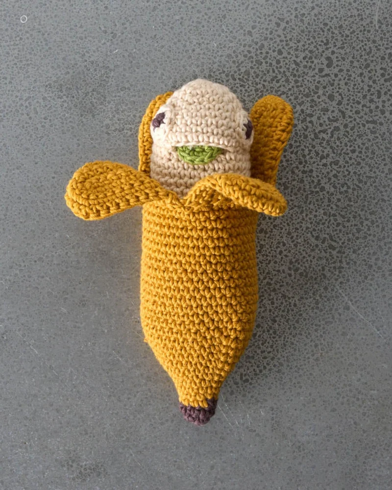 Myum - Hochet Banane Sophia