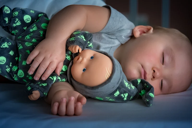 Mon doudou Corolle - Babipouce Brille dans la Nuit