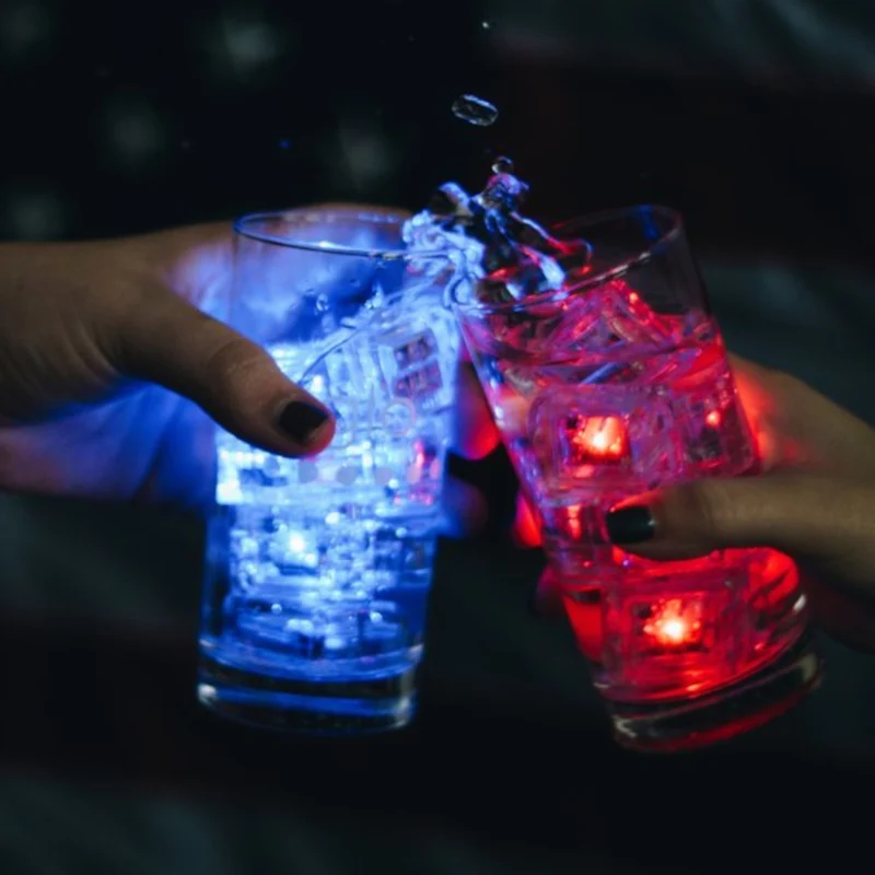Cubes lumneux à cocktail Glo Pals